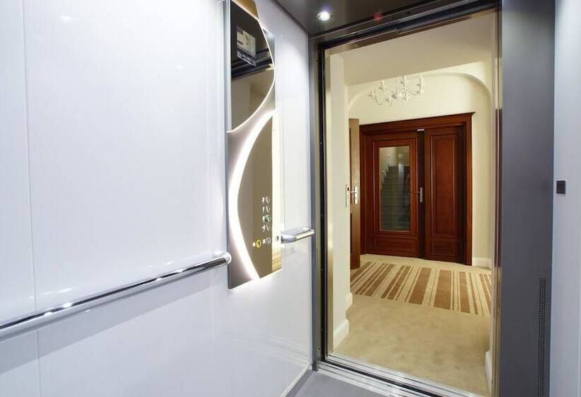 فندق Villa La Pierre