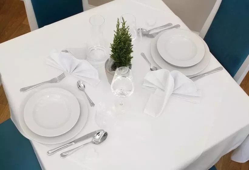 Hotelli Villa La Pierre