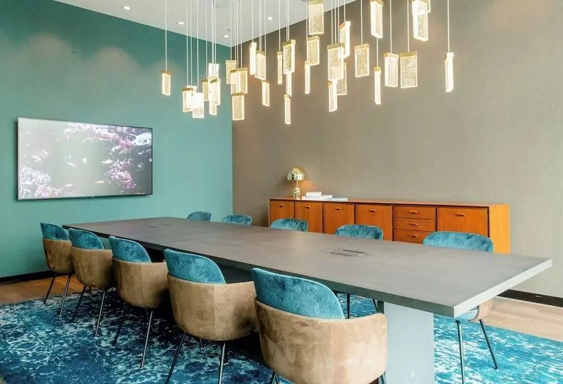 Motel One Köln Messe