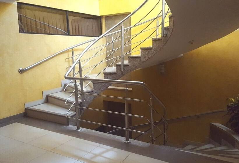 호텔 Chunchi Imperial