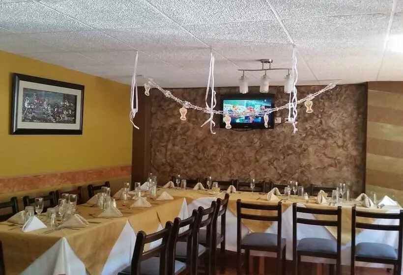 Hotelli Chunchi Imperial