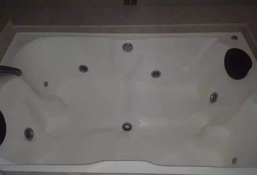 Hotelli Chunchi Imperial