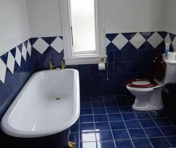 住宿加早餐 The Old Manse