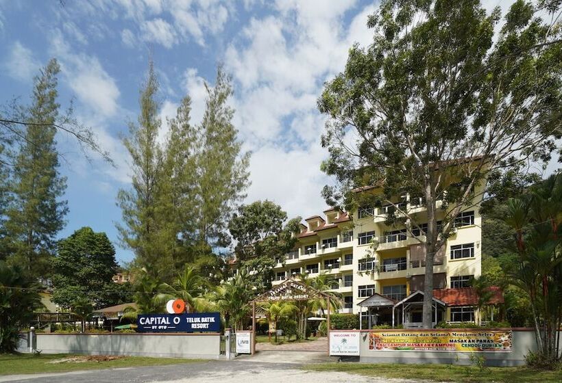 Capital O 89484 Teluk Batik Resort