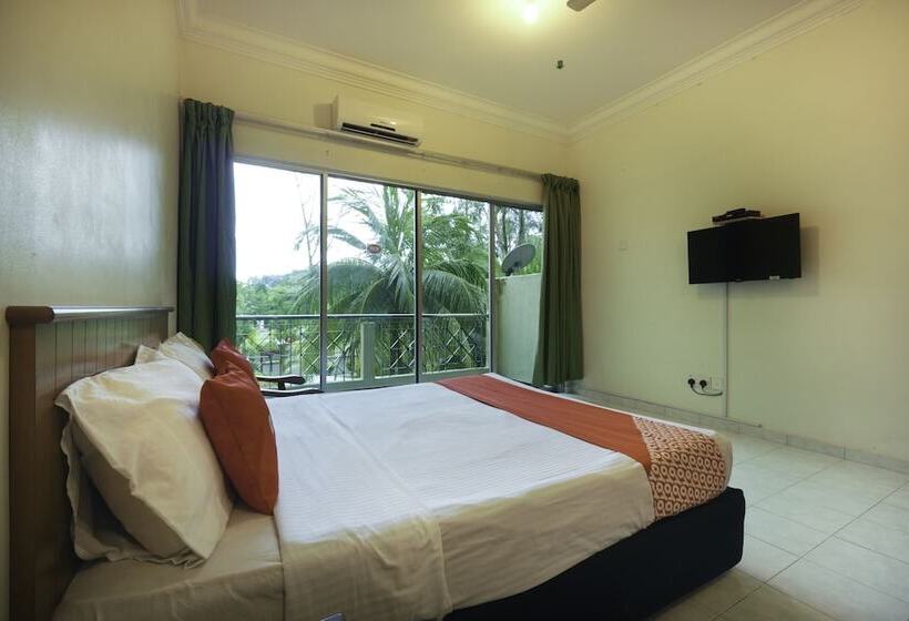 Capital O 89484 Teluk Batik Resort