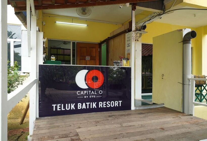Capital O 89484 Teluk Batik Resort