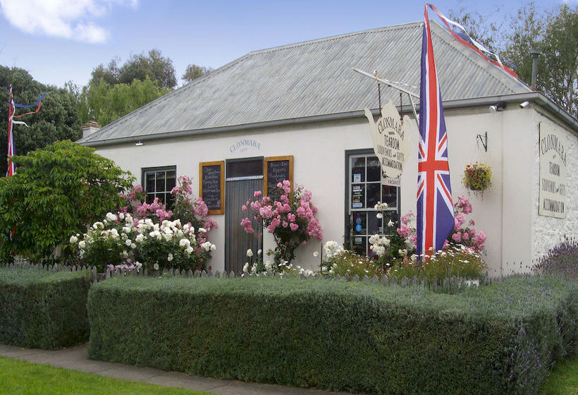 مبيت وإفطار Clonmara Country House And Cottages