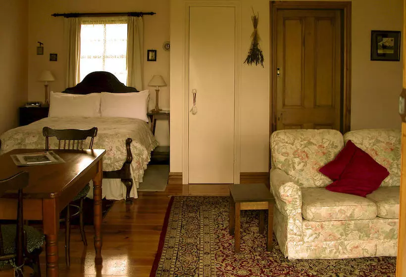 住宿加早餐 Clonmara Country House And Cottages