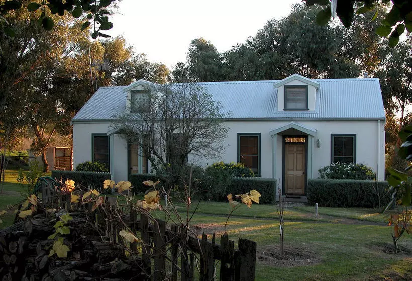 住宿加早餐 Clonmara Country House And Cottages
