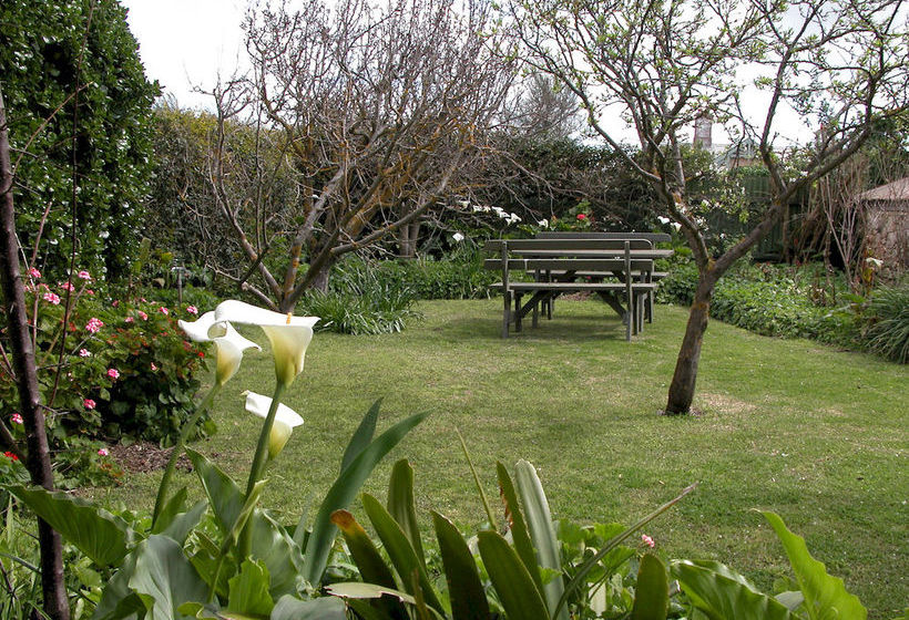 مبيت وإفطار Clonmara Country House And Cottages