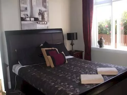 Elizabeth Court Bed & Breakfast