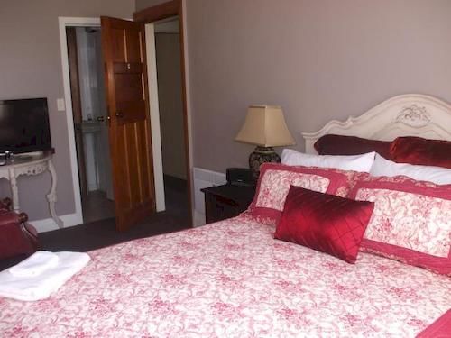 Elizabeth Court Bed & Breakfast