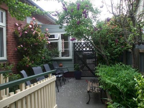 Elizabeth Court Bed & Breakfast