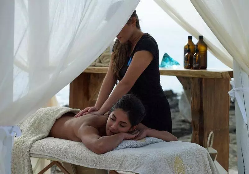 Hotel Alas Resort & Spa