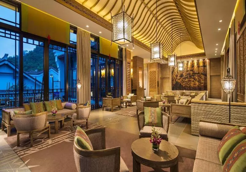 هتل Banyan Tree Yangshuo