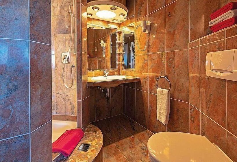 בית מלון כפרי Bergfried