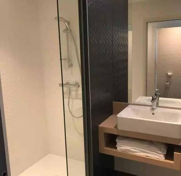 Brit Hotel Confort Saint Dizier