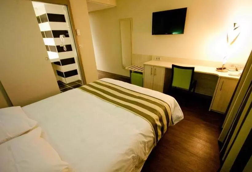 Brit Hotel Confort Saint Dizier