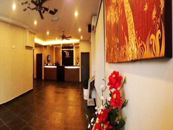 בית מלון כפרי Golden Court