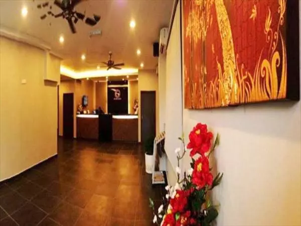 בית מלון כפרי Golden Court