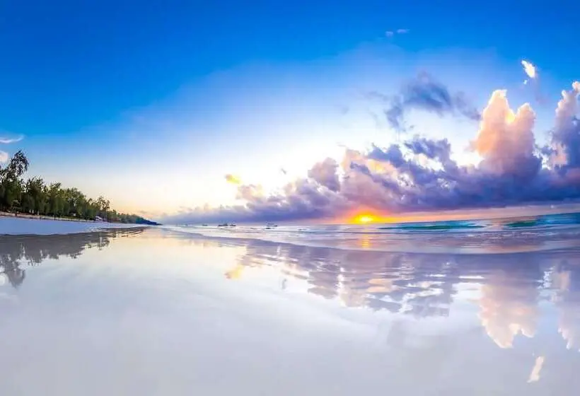 Hotel Nomad Beach Resort