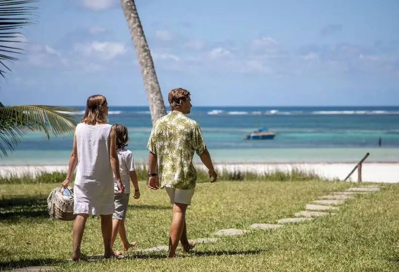 Hotel Nomad Beach Resort