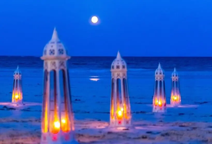 Hotel Nomad Beach Resort