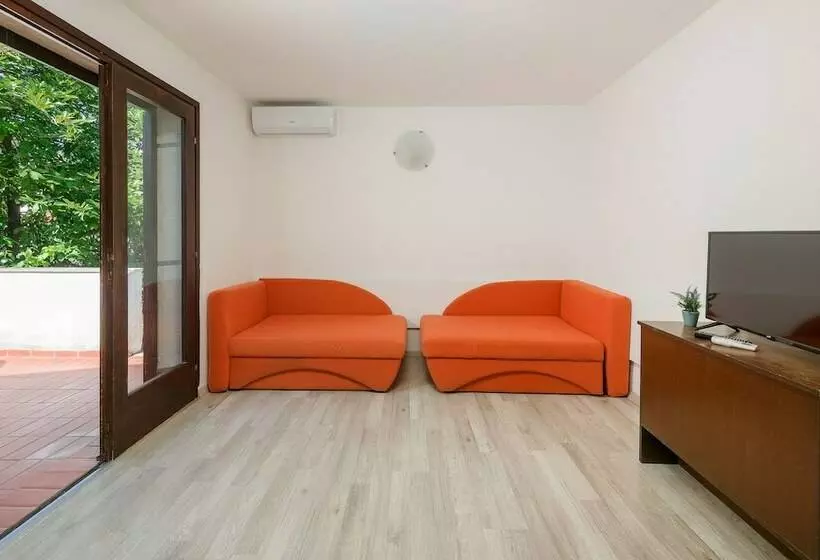 בית מלון כפרי Podgorka