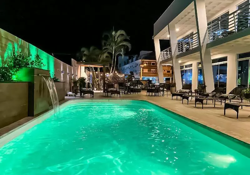 酒店 & Pousada Favareto