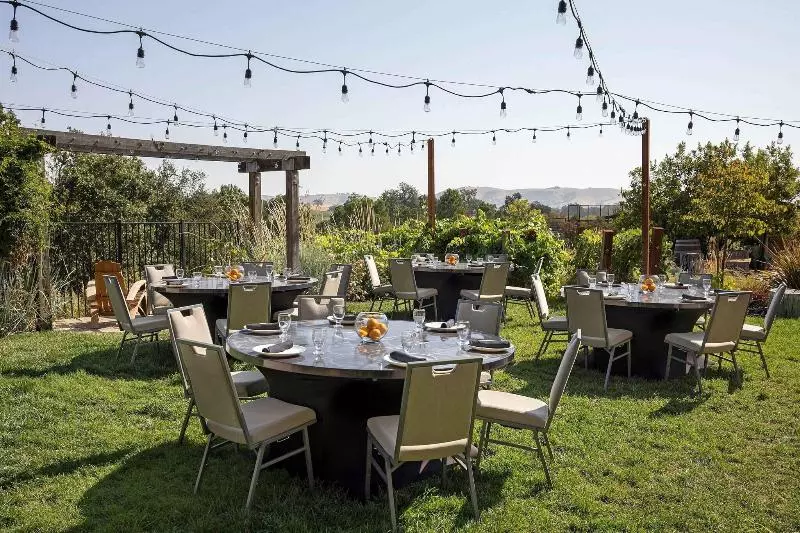 Отель Springhill Suites By Marriott Paso Robles Atascadero