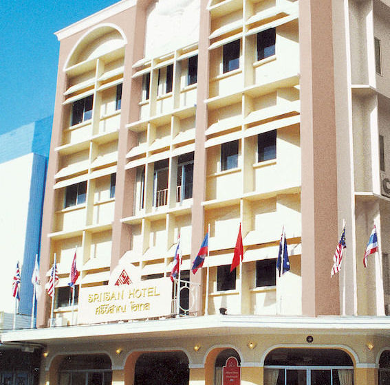 בית מלון כפרי Sri Isan