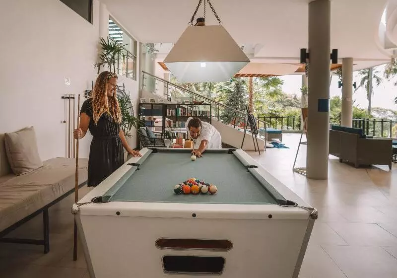 Hotel The Tarna Resort, Koh Tao