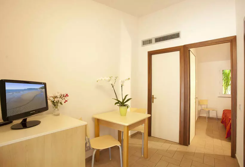 ホテル Villaggio Golfo Degli Etruschi