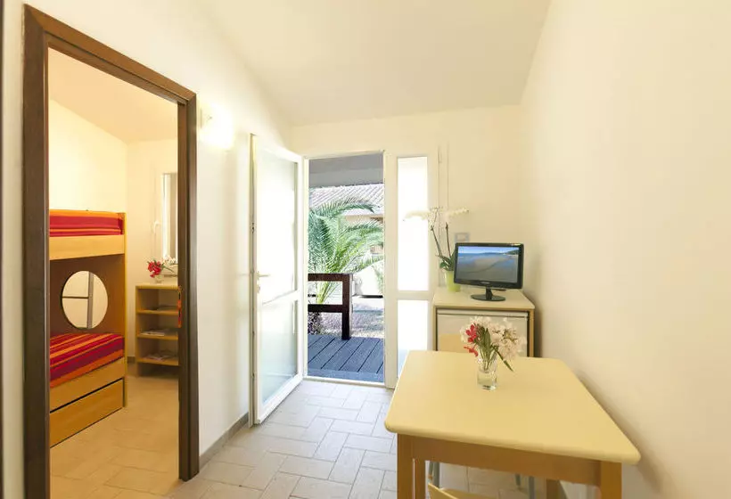 ホテル Villaggio Golfo Degli Etruschi