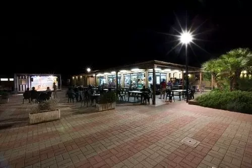 ホテル Villaggio Golfo Degli Etruschi