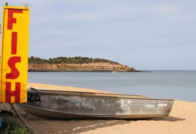 Mornington Bed And Breakfast