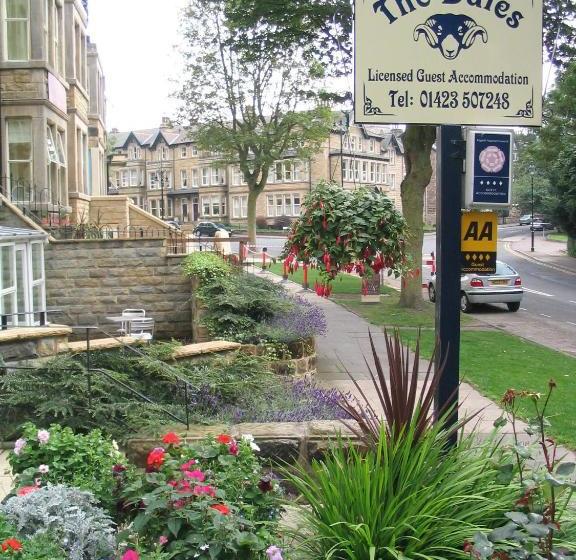 בית מלון כפרי The Dales