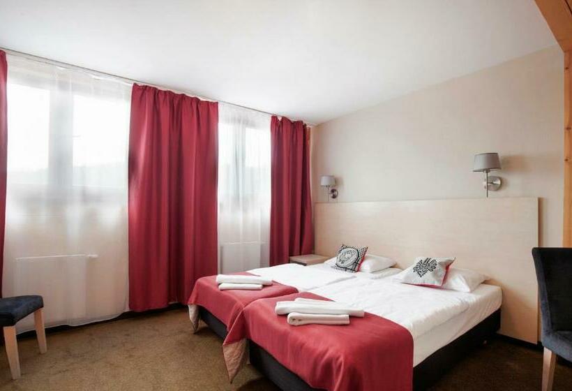 酒店 Karczma Czarna Góra Czarna Góra Resort