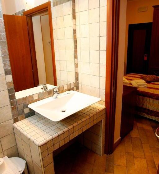 Nocleg ze śniadaniem Luana Inn Holiday