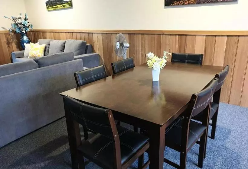 Driftwood Strahan Villas