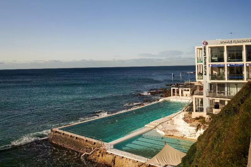 Holiday Inn & Suites Sydney Bondi Junction, An Ihg