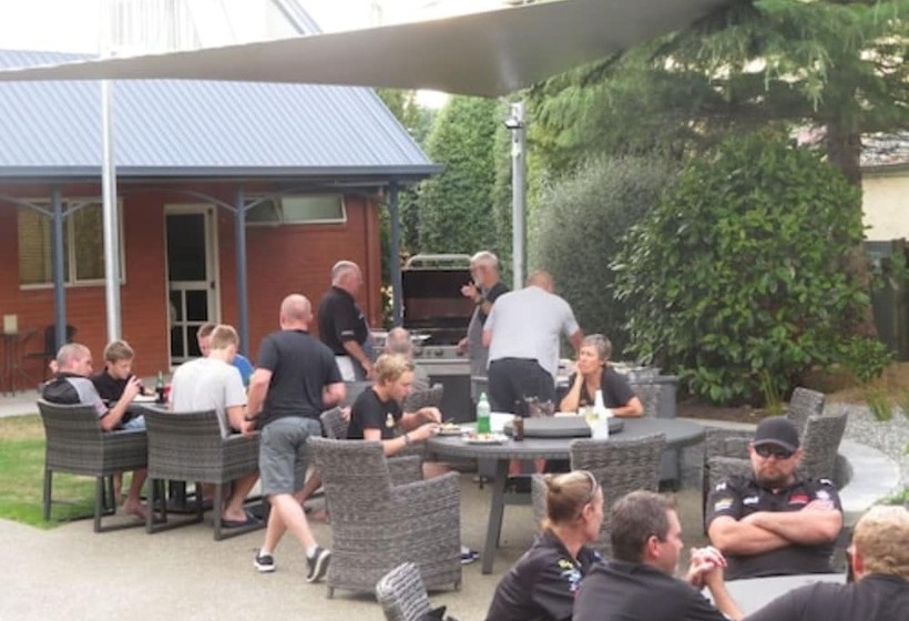 Homestead Villa Motel