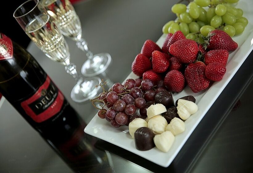 Homestead Villa Motel