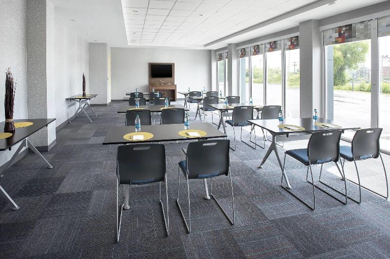 فندق Aloft Buffalo Airport