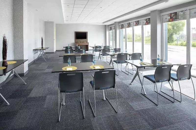 فندق Aloft Buffalo Airport