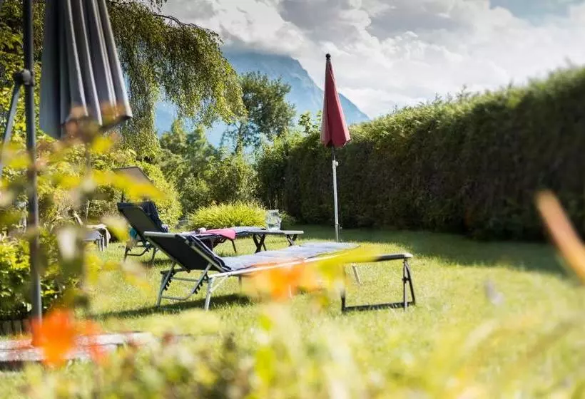 ホテル Alpenhof Wallgau