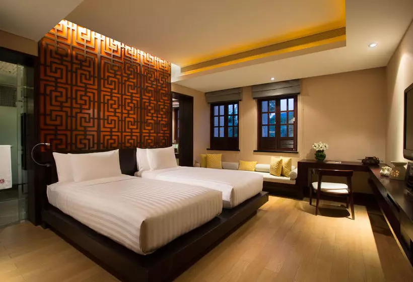 ホテル Hongyuewan Holiday  Fuxian Lake