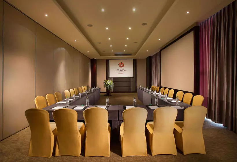 ホテル Hongyuewan Holiday  Fuxian Lake