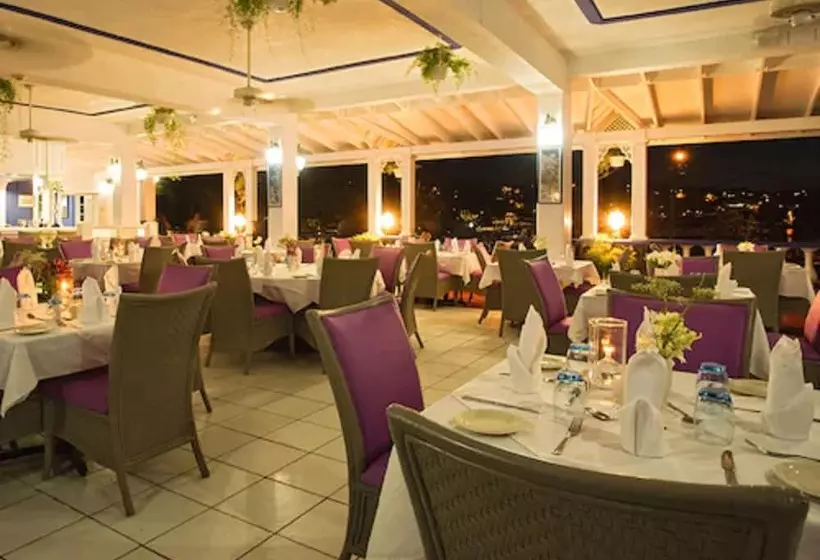 هتل Auberge Seraphine