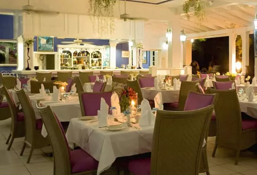 هتل Auberge Seraphine